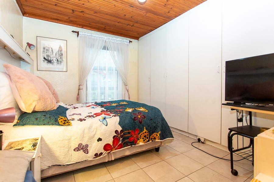 3 Bedroom Property for Sale in Bothasig Western Cape